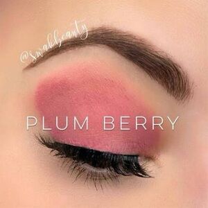 Shadowsense by Senegence. Shade: Plum Berry. NWT.